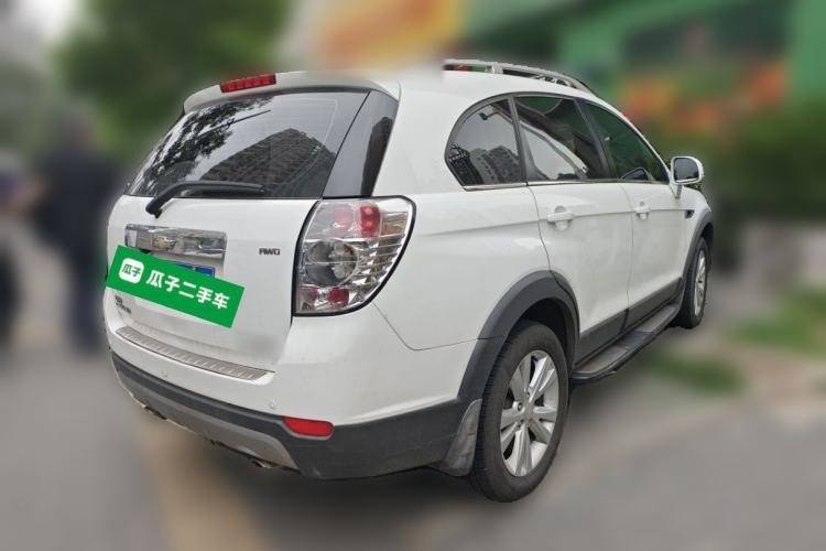 Used Chevrolet Captiva 2014 2.4L 4x4 Flagship Edition 7 Seats Rear Right 45 Deg