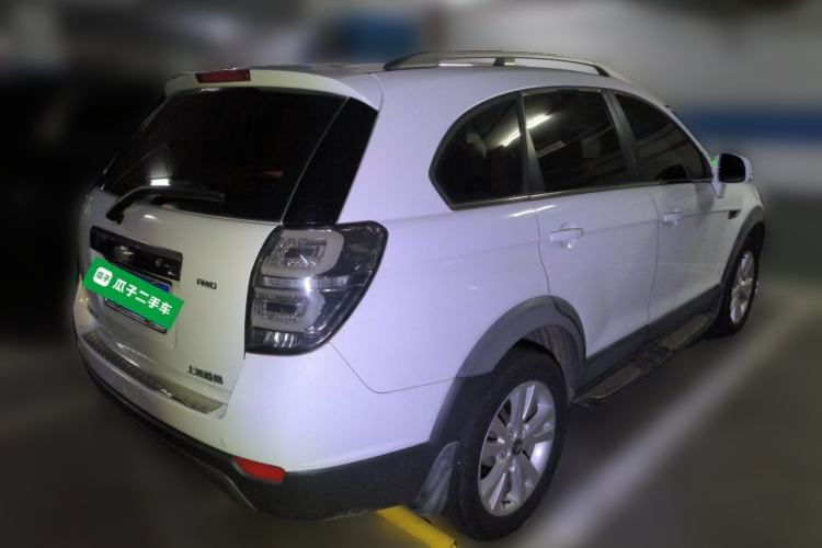 Used Chevrolet Captiva 2014 2.4L 4x4 Flagship Edition 7 Seats Rear Right 45 Deg