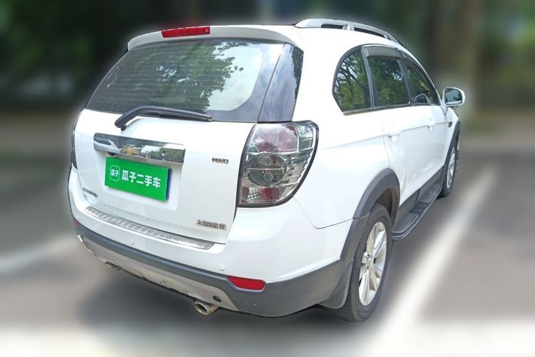 Used Chevrolet Captiva 2014 2.4L 4x4 Flagship Edition 7 Seats Rear Right 45 Deg