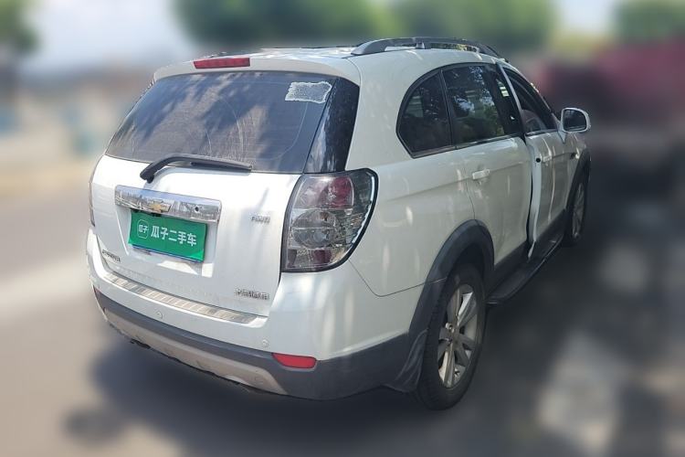 Used Chevrolet Captiva 2014 2.4L 4x4 Flagship Edition 7 Seats Rear Right 45 Deg