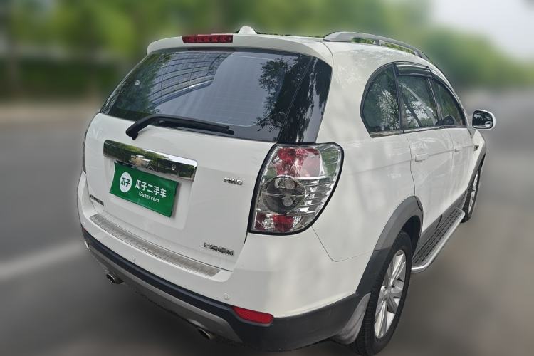 Used Chevrolet Captiva 2014 2.4L 4x4 Flagship Edition 7 Seats Rear Right 45 Deg