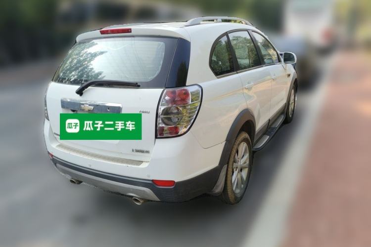 Used Chevrolet Captiva 2014 2.4L 4x4 Flagship Edition 7 Seats Rear Right 45 Deg