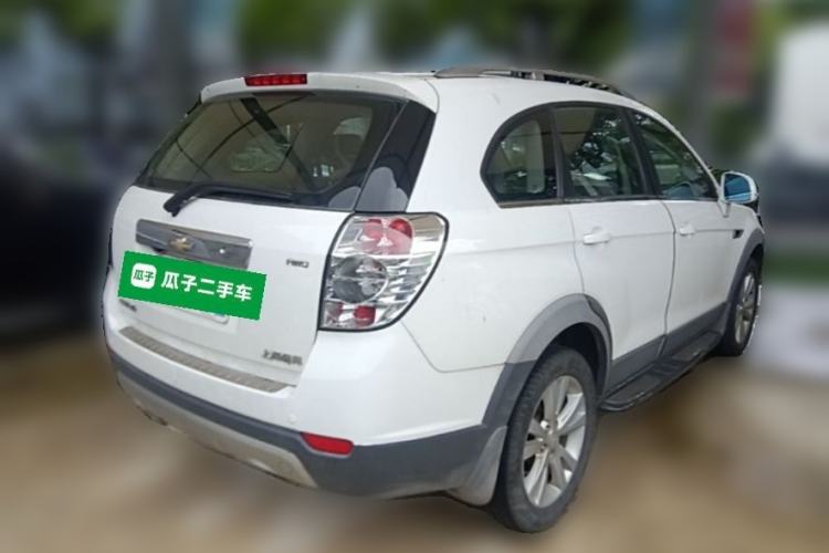 Used Chevrolet Captiva 2014 2.4L 4x4 Flagship Edition 7 Seats Rear Right 45 Deg