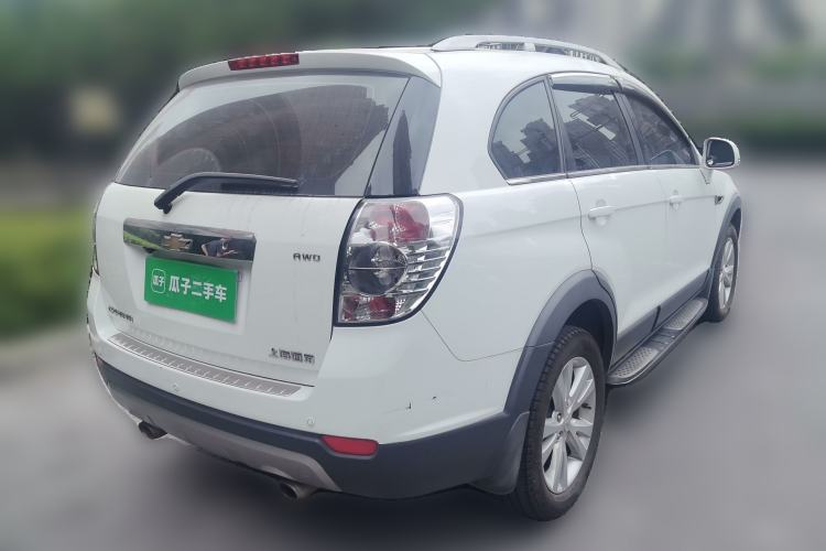 Used Chevrolet Captiva 2014 2.4L 4x4 Flagship Edition 7 Seats Rear Right 45 Deg