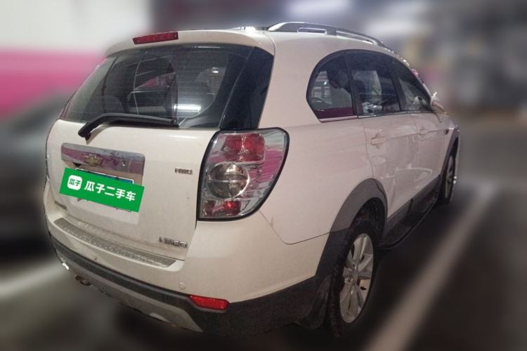 Used Chevrolet Captiva 2014 2.4L 4x4 Flagship Edition 7 Seats Rear Right 45 Deg