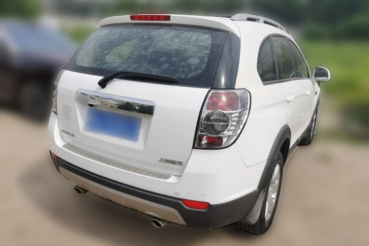 Used Chevrolet Captiva 2014 2.4L Two-Wheel Drive Urban Version 7 Seats Rear Right 45 Deg