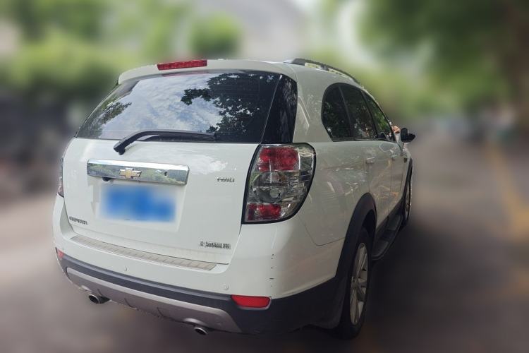 Used Chevrolet Captiva 2014 2.4L 4x4 Flagship Edition 7 Seats Rear Right 45 Deg