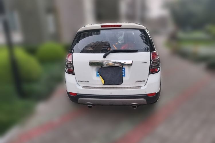 Used Chevrolet Captiva 2014 2.4L 4x4 Flagship Edition 7 Seats Rear