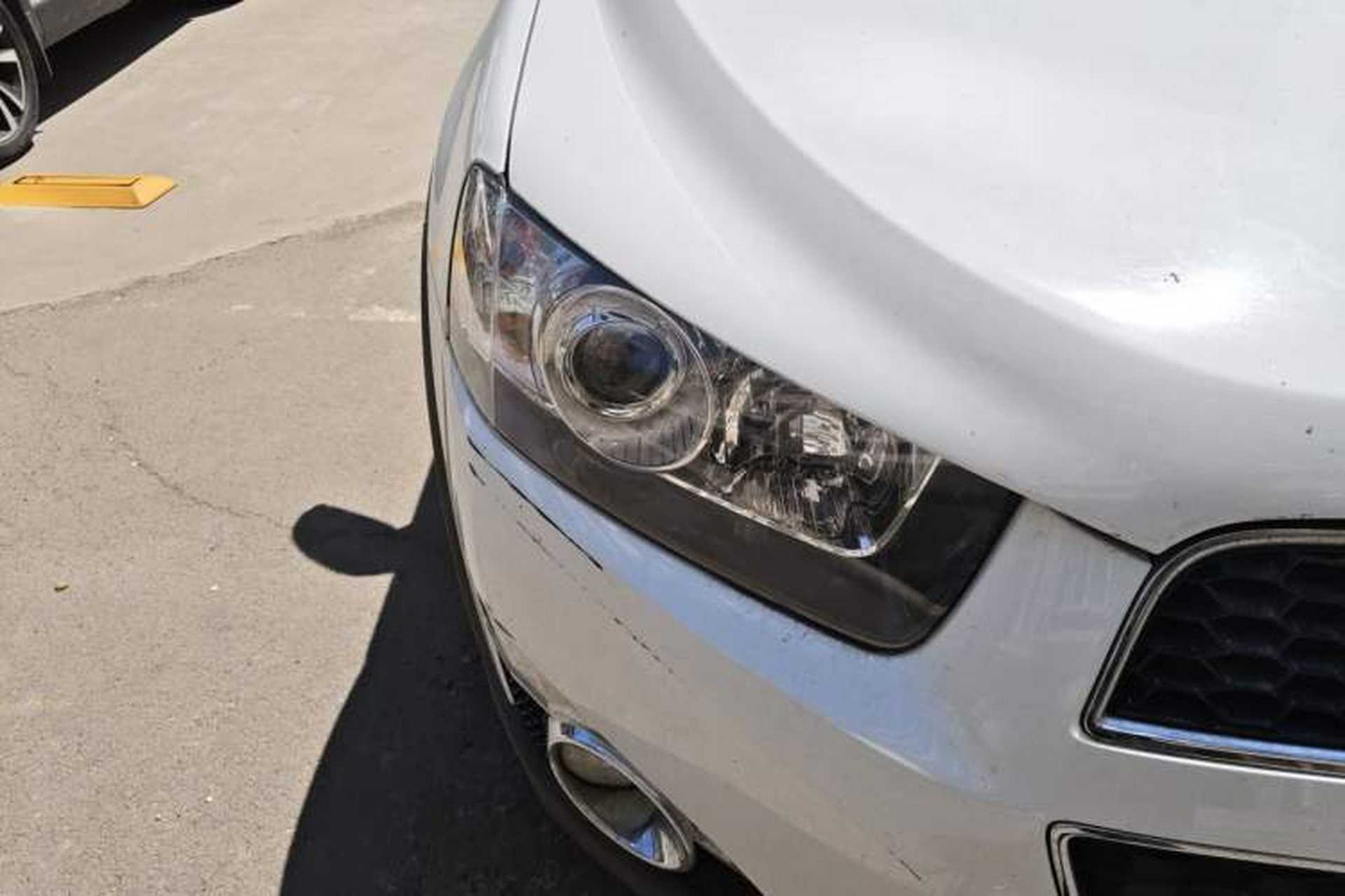 Used Chevrolet Captiva 2014 2.4L Two-Wheel Drive Urban Version 7 Seats Right Front Headlight