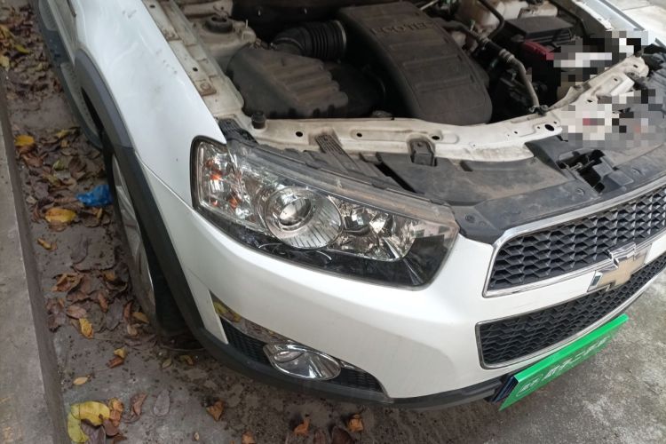 Used Chevrolet Captiva 2014 2.4L 4x4 Flagship Edition 7 Seats Right Front Headlight