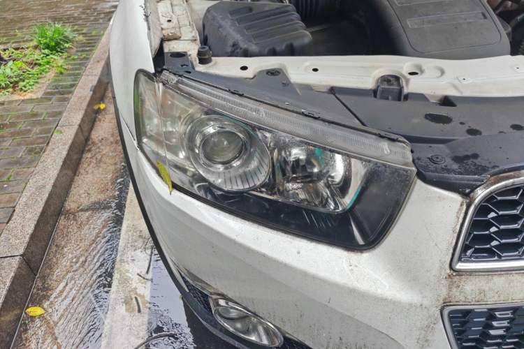 Used Chevrolet Captiva 2014 2.4L Two-Wheel Drive Urban Version 7 Seats Right Front Headlight