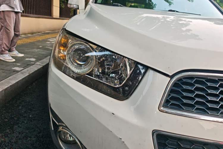 Used Chevrolet Captiva 2014 2.4L 4x4 Flagship Edition 7 Seats Right Front Headlight