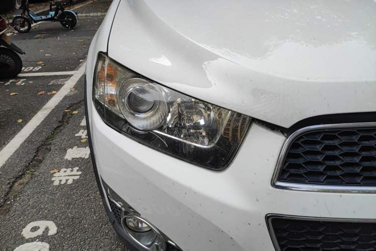 Used Chevrolet Captiva 2014 2.4L 4x4 Flagship Edition 7 Seats Right Front Headlight
