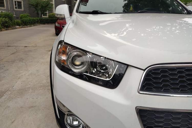 Used Chevrolet Captiva 2014 2.4L Two-Wheel Drive City Edition 5 Seats Right Front Headlight