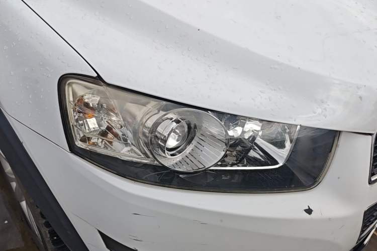 Used Chevrolet Captiva 2014 2.4L 4x4 Flagship Edition 7 Seats Right Front Headlight