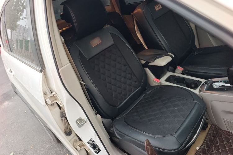 Used Chevrolet Captiva 2014 2.4L Two-Wheel Drive City Edition 5 Seats Right Front Seat