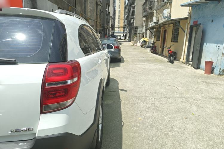 Used Chevrolet Captiva 2014 2.4L Two-Wheel Drive City Edition 5 Seats Right Rear Taillight