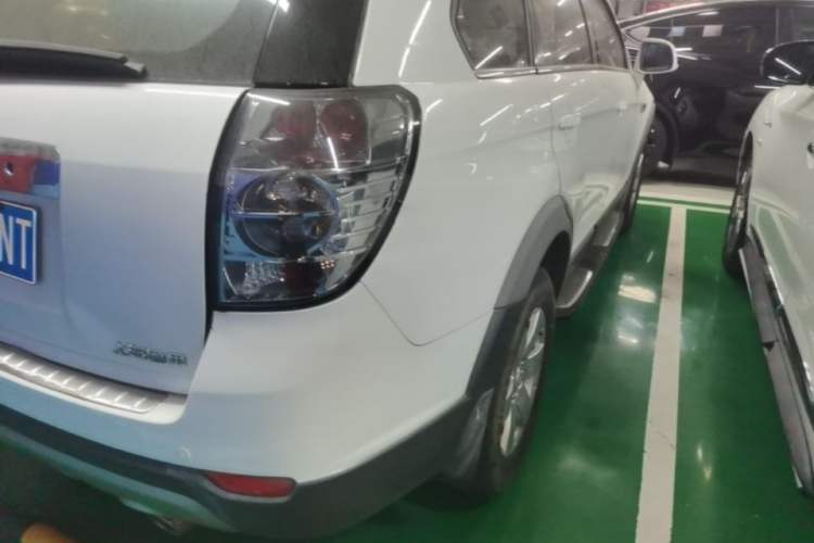 Used Chevrolet Captiva 2014 2.4L Two-Wheel Drive City Edition 5 Seats Right Rear Taillight