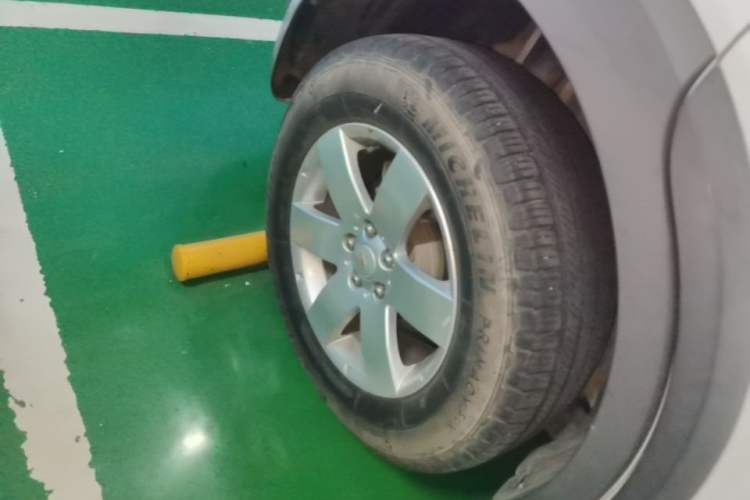 Used Chevrolet Captiva 2014 2.4L Two-Wheel Drive City Edition 5 Seats Right Rear Wheel Hub