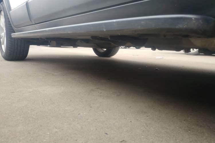 Used Chevrolet Captiva 2014 2.4L 4x4 Flagship Edition 7 Seats Right Side Sill