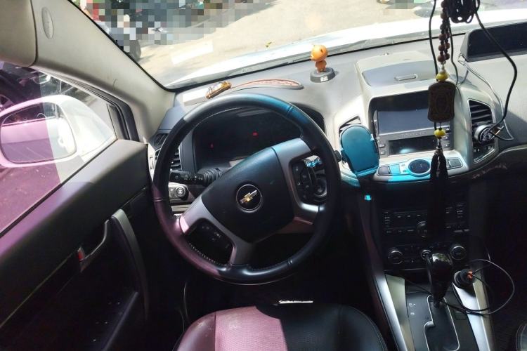 Used Chevrolet Captiva 2014 2.4L 4x4 Flagship Edition 7 Seats Steering Wheel