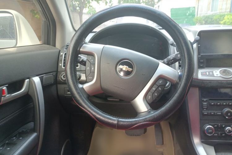 Used Chevrolet Captiva 2014 2.4L 4x4 Flagship Edition 7 Seats Steering Wheel