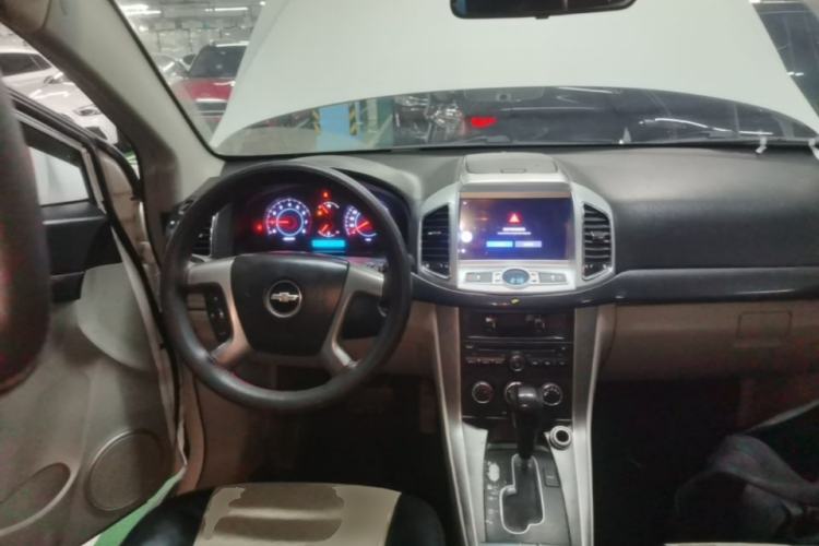 Used Chevrolet Captiva 2014 2.4L Two-Wheel Drive City Edition 5 Seats Steering Wheel