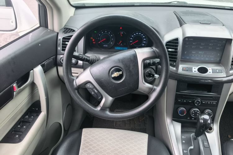 Used Chevrolet Captiva 2014 2.4L Two-Wheel Drive City Edition 5 Seats Steering Wheel