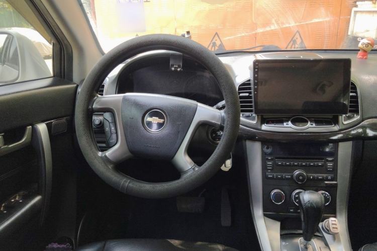Used Chevrolet Captiva 2014 2.4L Two-Wheel Drive Urban Version 7 Seats Steering Wheel