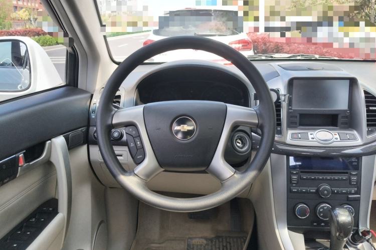 Used Chevrolet Captiva 2014 2.4L Two-Wheel Drive City Edition 5 Seats Steering Wheel