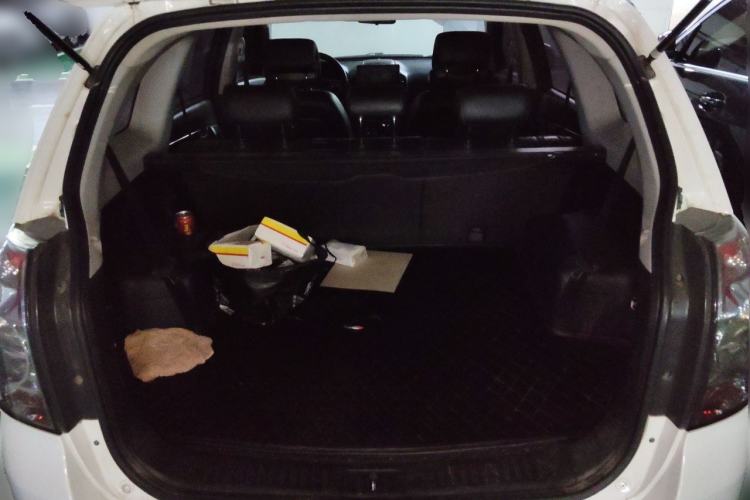 Used Chevrolet Captiva 2014 2.4L 4x4 Flagship Edition 7 Seats Trunk