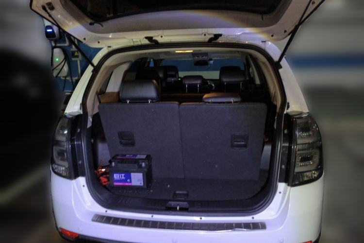 Used Chevrolet Captiva 2014 2.4L 4x4 Flagship Edition 7 Seats Trunk