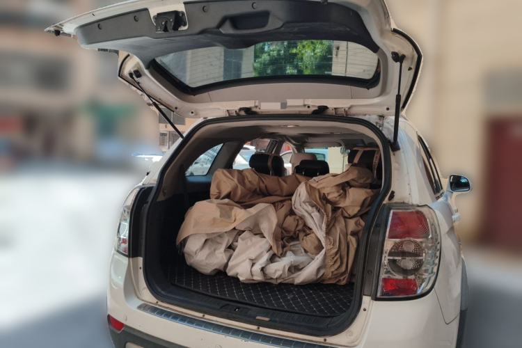 Used Chevrolet Captiva 2014 2.4L Two-Wheel Drive Urban Version 7 Seats Trunk