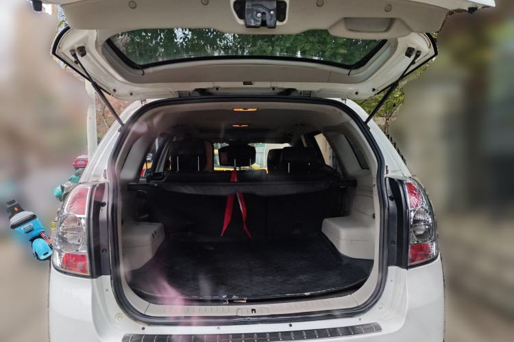 Used Chevrolet Captiva 2014 2.4L 4x4 Luxury Edition 5 Seats Trunk