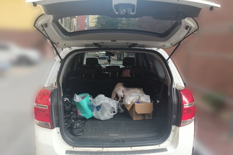 Used Chevrolet Captiva 2014 2.4L 4x4 Flagship Edition 7 Seats Trunk
