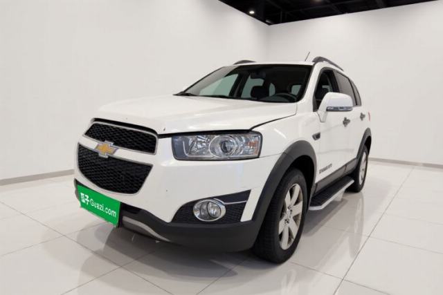 Ojetý Chevrolet Captiva 2014 2.4L Two-Wheel Drive Urban Version 7 Seats
