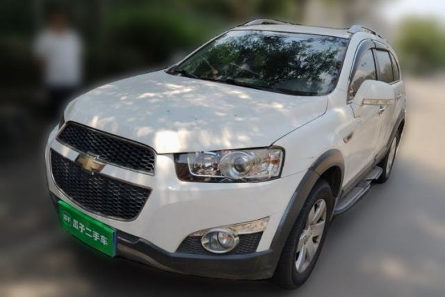 Ojetý Chevrolet Captiva 2014 2.4L Two-Wheel Drive Urban Version 7 Seats