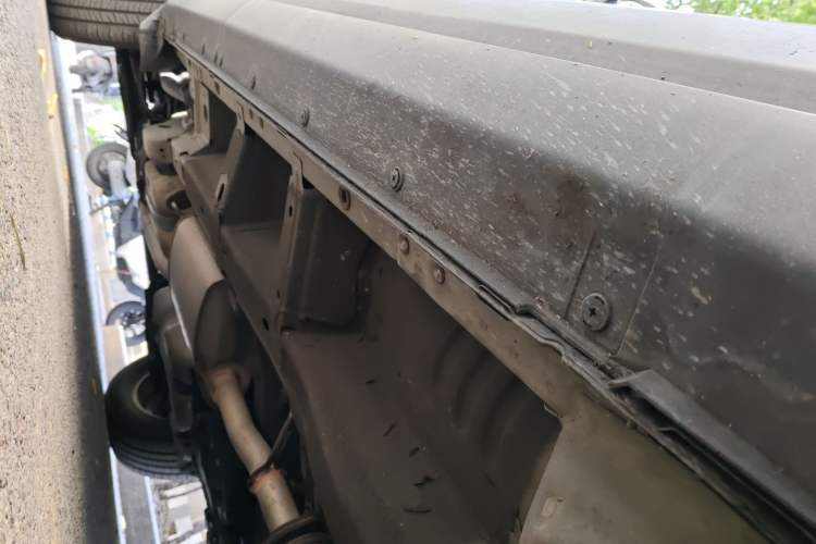 Used Chevrolet Captiva 2015 2.4L Two-Wheel Drive Urban Version 7 Seats Chassis Front Right