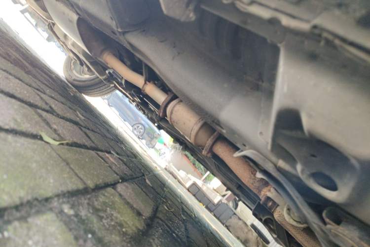 Used Chevrolet Captiva 2015 2.4L 4x4 Flagship Edition 7-Seater Chassis Front Right