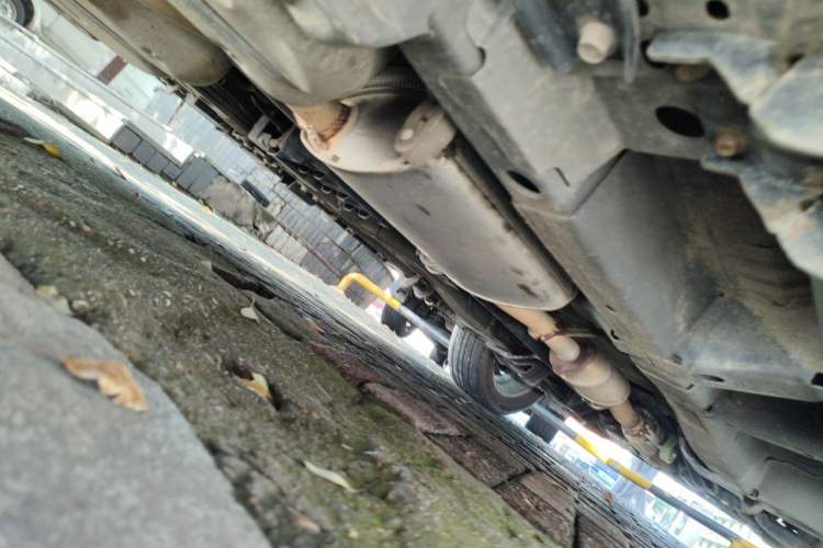 Used Chevrolet Captiva 2015 2.4L 4x4 Flagship Edition 7-Seater Chassis Rear Right