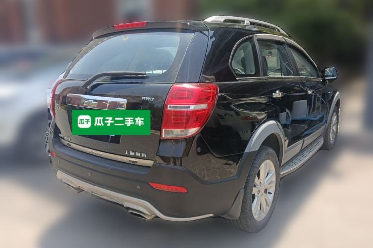 Used Chevrolet Captiva 2015 2.4L 4x4 Flagship Edition 7-Seater Exterior 5