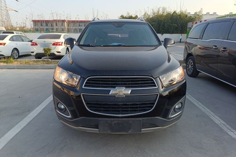 Used Chevrolet Captiva 2015 2.4L Two-Wheel Drive Urban Version 5 Seats Front