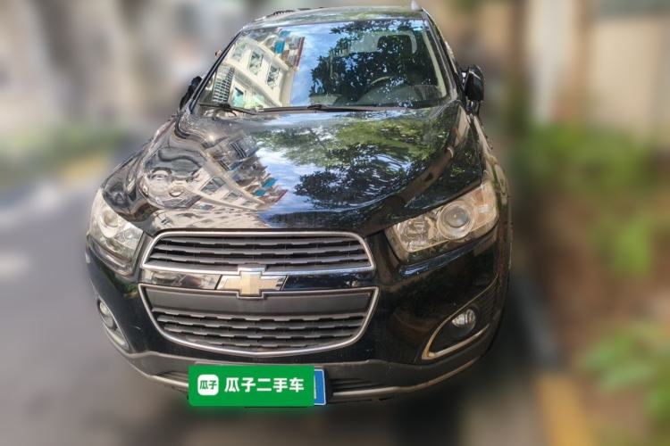 Used Chevrolet Captiva 2015 2.4L 4x4 Flagship Edition 7-Seater Front