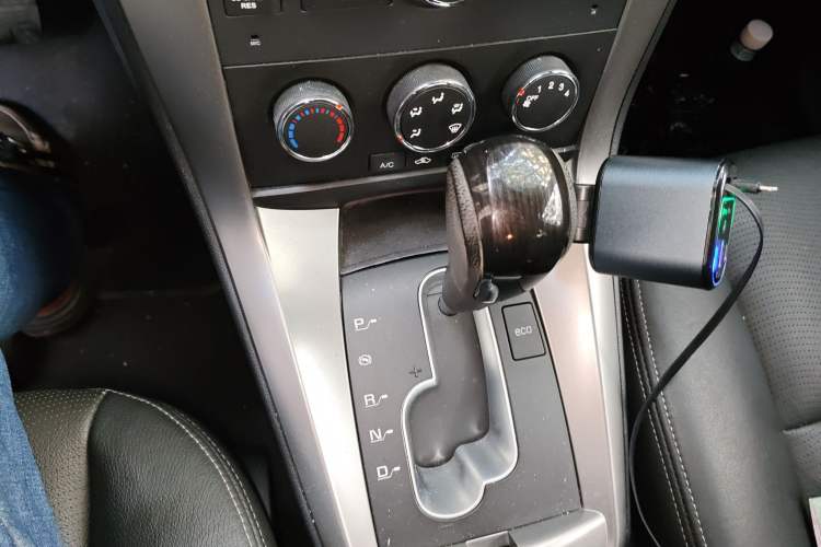 Used Chevrolet Captiva 2015 2.4L Two-Wheel Drive Urban Version 7 Seats Gear Lever