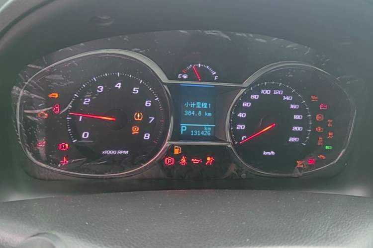 Used Chevrolet Captiva 2015 2.4L 4x4 Flagship Edition 7-Seater Instrument Cluster