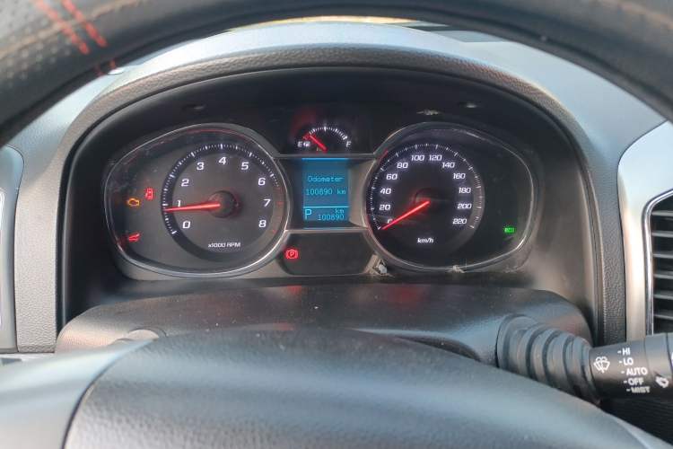 Used Chevrolet Captiva 2015 2.4L Two-Wheel Drive Urban Version 5 Seats Instrument Cluster