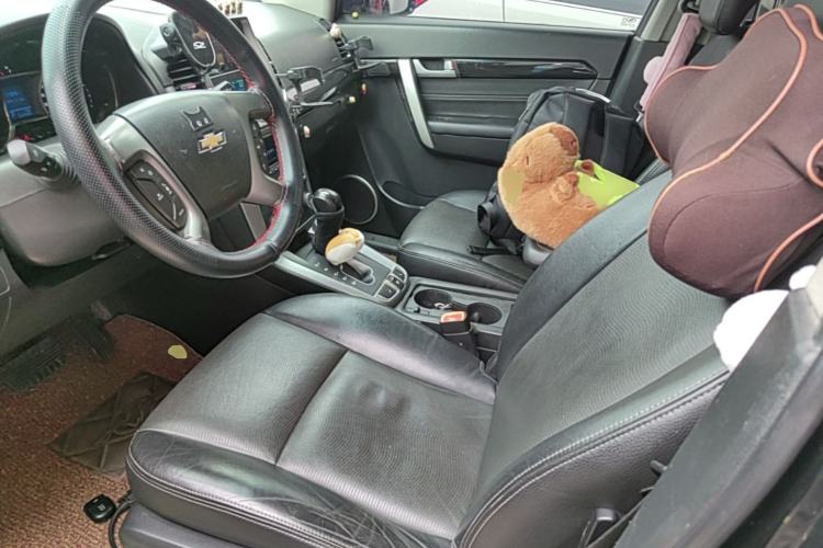Used Chevrolet Captiva 2015 2.4L 4x4 Flagship Edition 7-Seater Left Front Seat