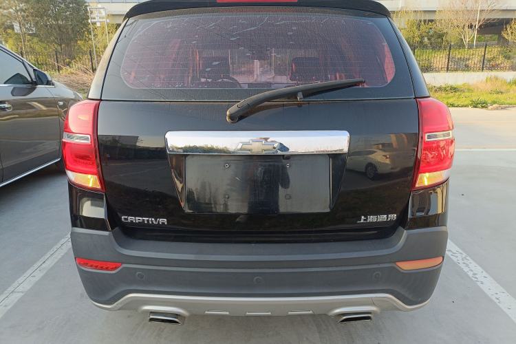 Used Chevrolet Captiva 2015 2.4L Two-Wheel Drive Urban Version 5 Seats Rear