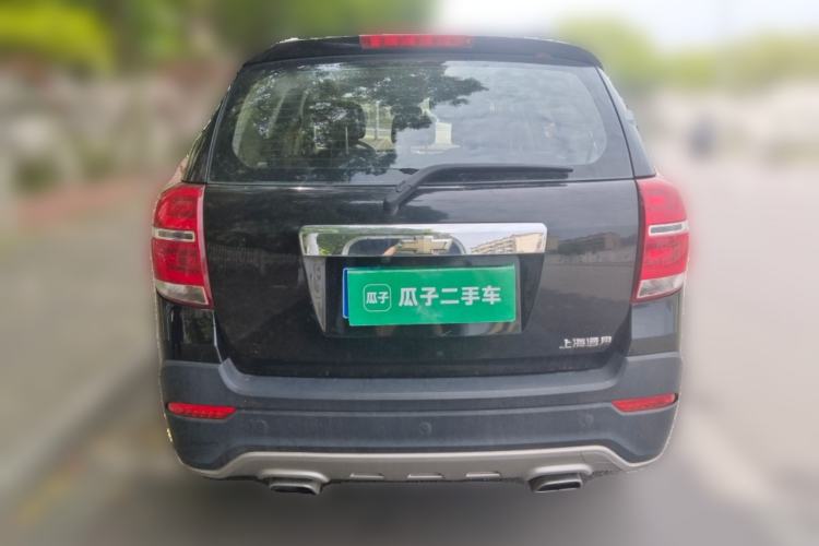 Used Chevrolet Captiva 2015 2.4L Two-Wheel Drive Urban Version 7 Seats Rear