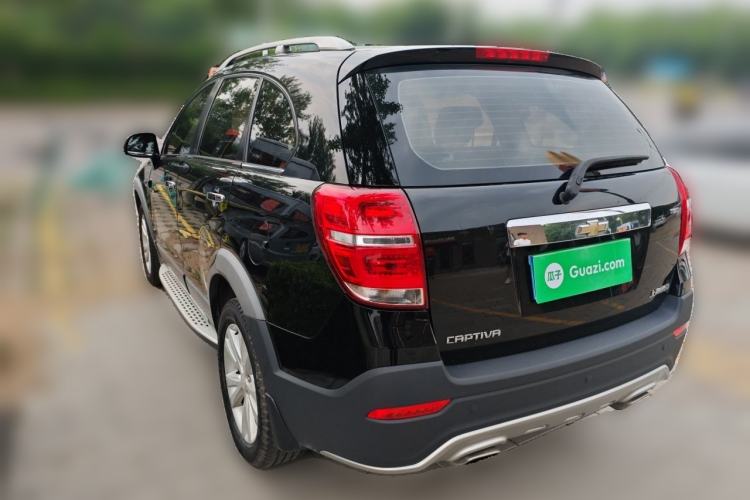Used Chevrolet Captiva 2015 2.4L 4x4 Flagship Edition 7-Seater Rear Left 45 Deg